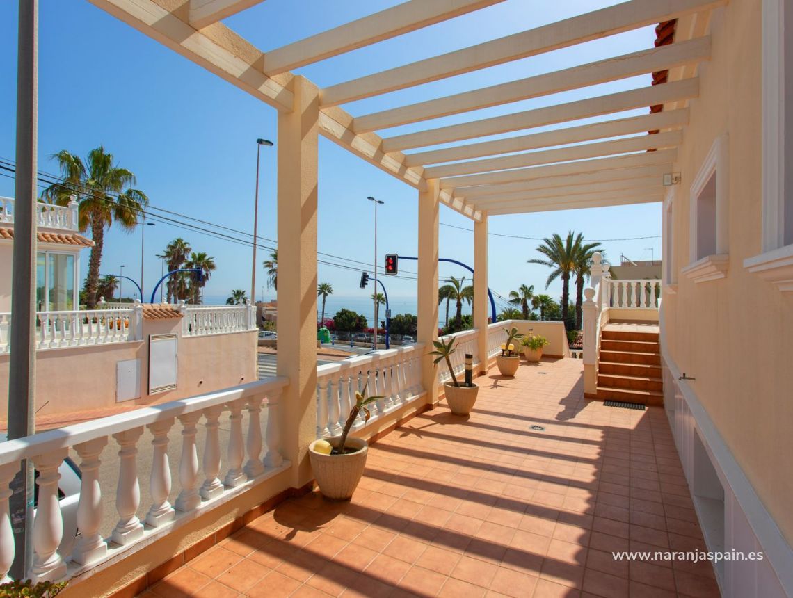 Segunda Mano - Villa - Torrevieja