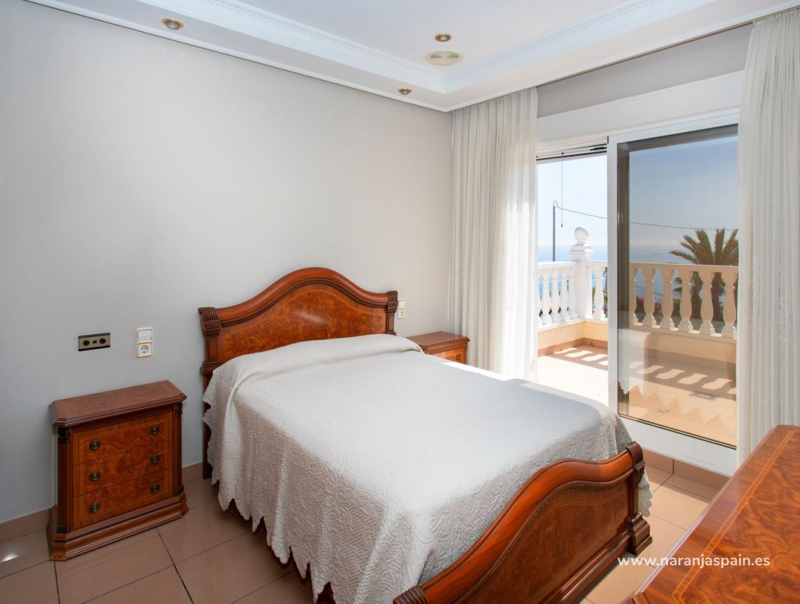 Segunda Mano - Villa - Torrevieja