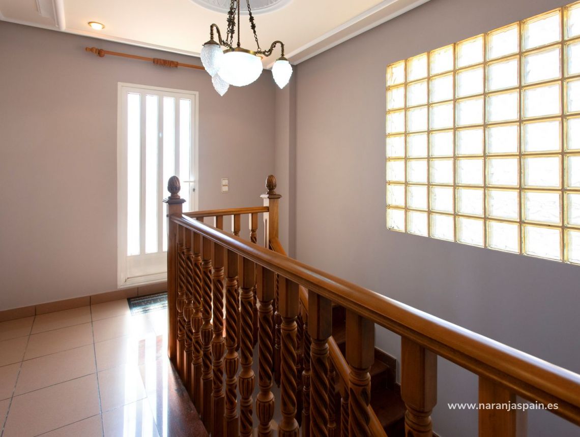 Segunda Mano - Villa - Torrevieja