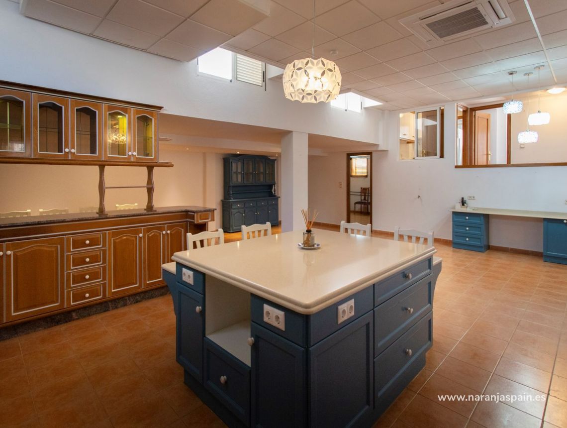 Segunda Mano - Villa - Torrevieja