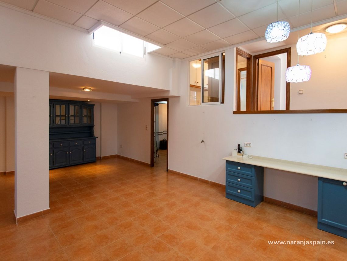 Segunda Mano - Villa - Torrevieja