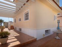 Segunda Mano - Villa - Torrevieja