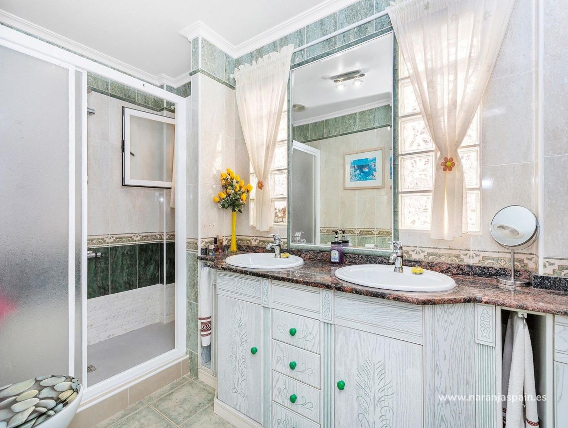 Sprzedaż - Adosado - Guardamar del Segura - Urb. Portico Mar