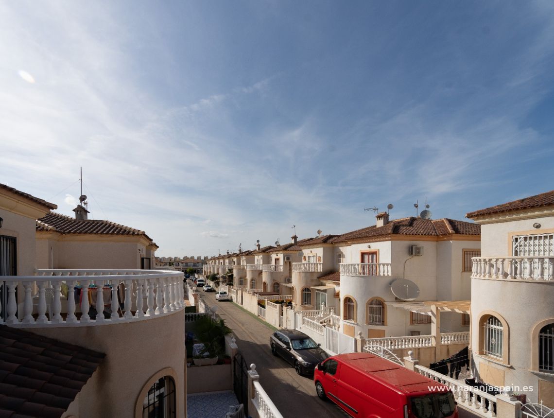 Sprzedaż - Adosado - Torrevieja - Aguas Nuevas