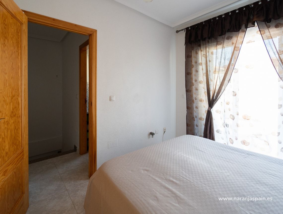 Sprzedaż - Adosado - Torrevieja - Aguas Nuevas