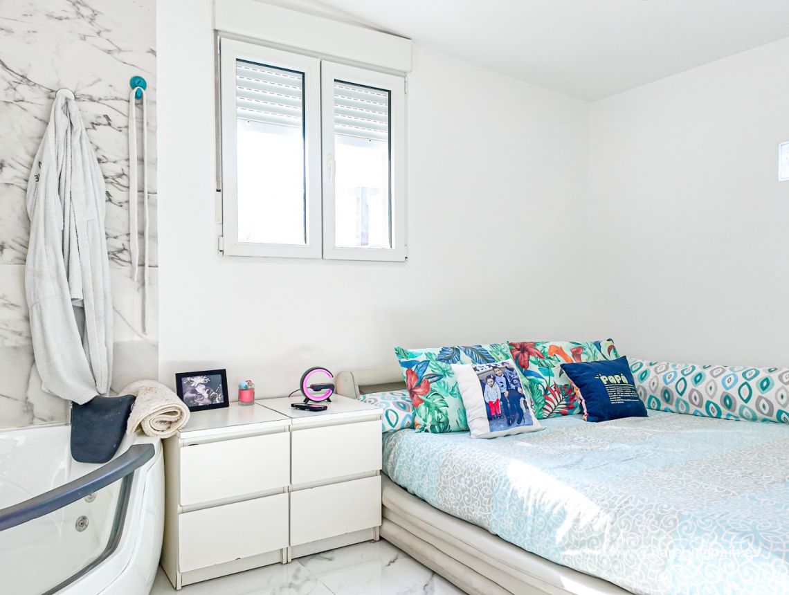 Sprzedaż - Adosado - Torrevieja - Habaneras