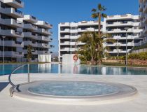 Sprzedaż - Apartament - Arenales del Sol