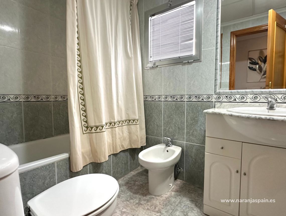 Sprzedaż - Apartament - Guardamar del Segura - CENTRO