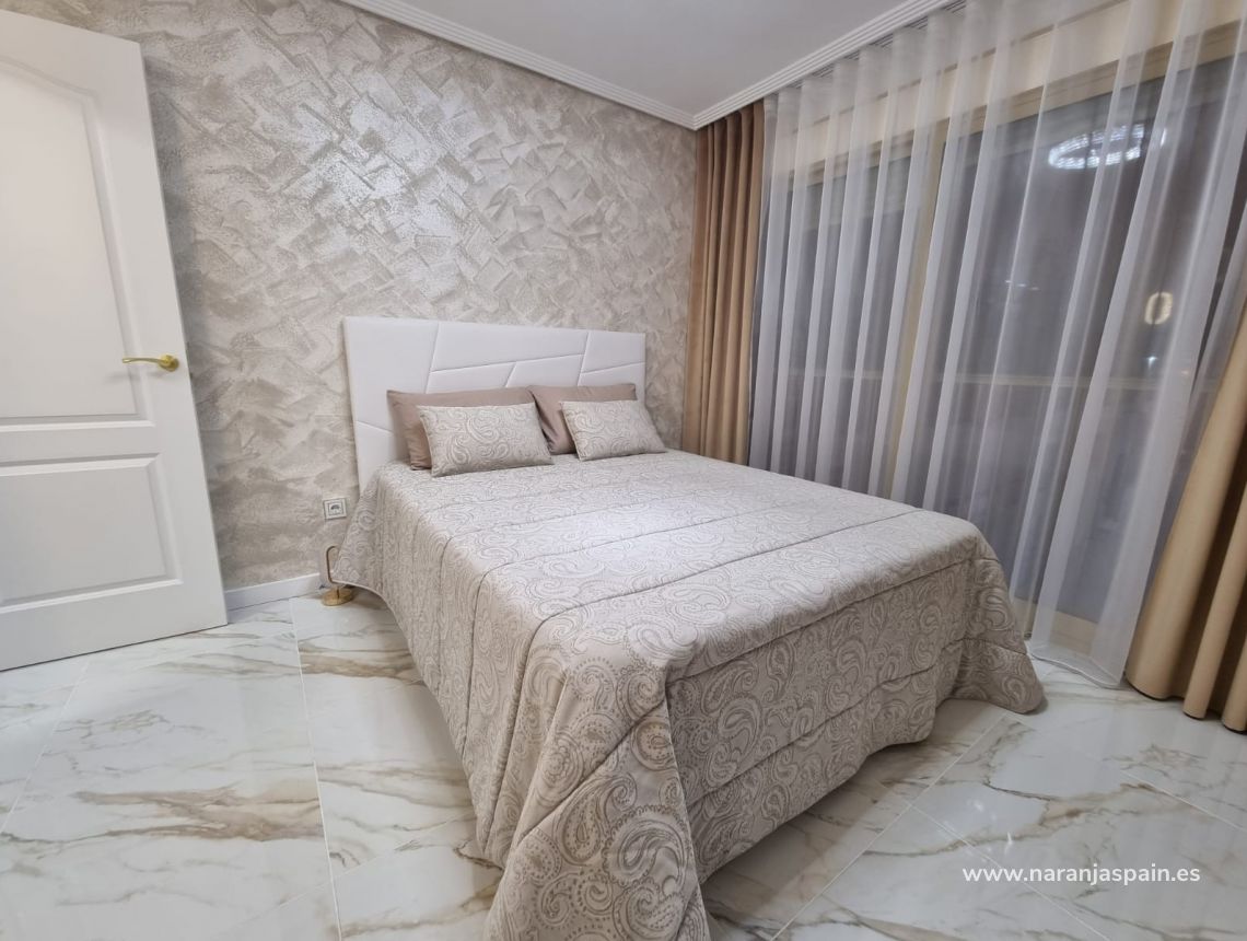 Sprzedaż - Apartament - Guardamar del Segura - Centrum Guardamar