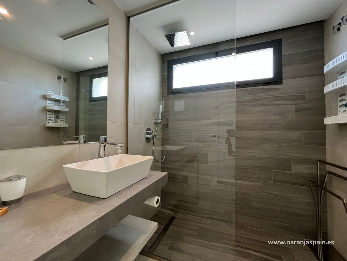 Sprzedaż - Apartament - Guardamar del Segura - El Raso, Guardamar