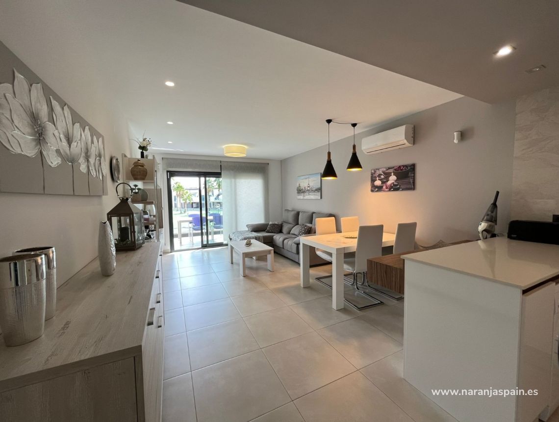 Sprzedaż - Apartament - Guardamar del Segura - El Raso, Guardamar