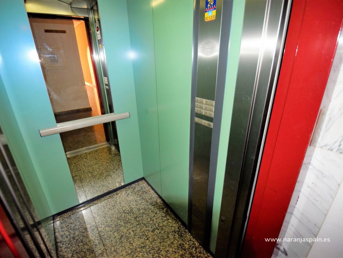 Sprzedaż - Apartament - Guardamar del Segura - Mercadona Guardamar