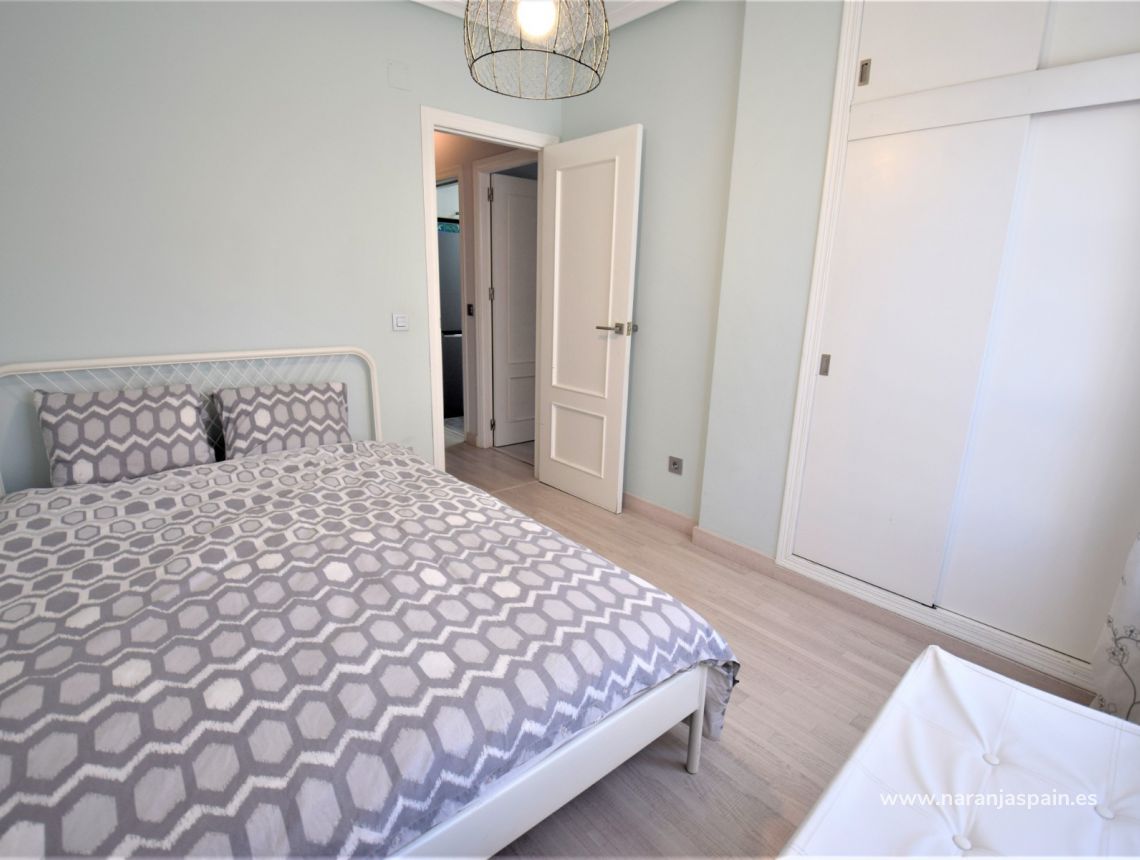 Sprzedaż - Apartament - Guardamar del Segura - Plaza Porticada