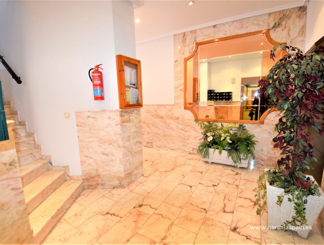 Sprzedaż - Apartament - Guardamar del Segura - Plaza Porticada