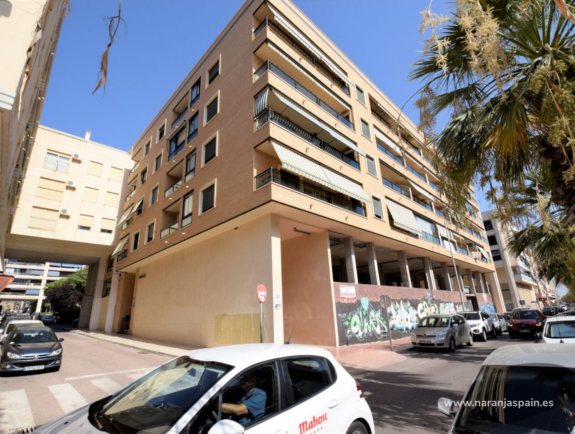 Sprzedaż - Apartament - Guardamar del Segura - Plaza Porticada