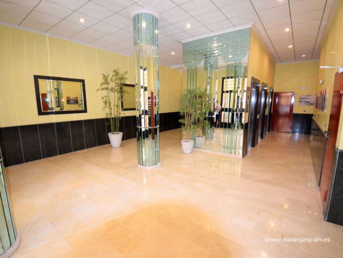 Sprzedaż - Apartament - Guardamar del Segura - Plaza Porticada