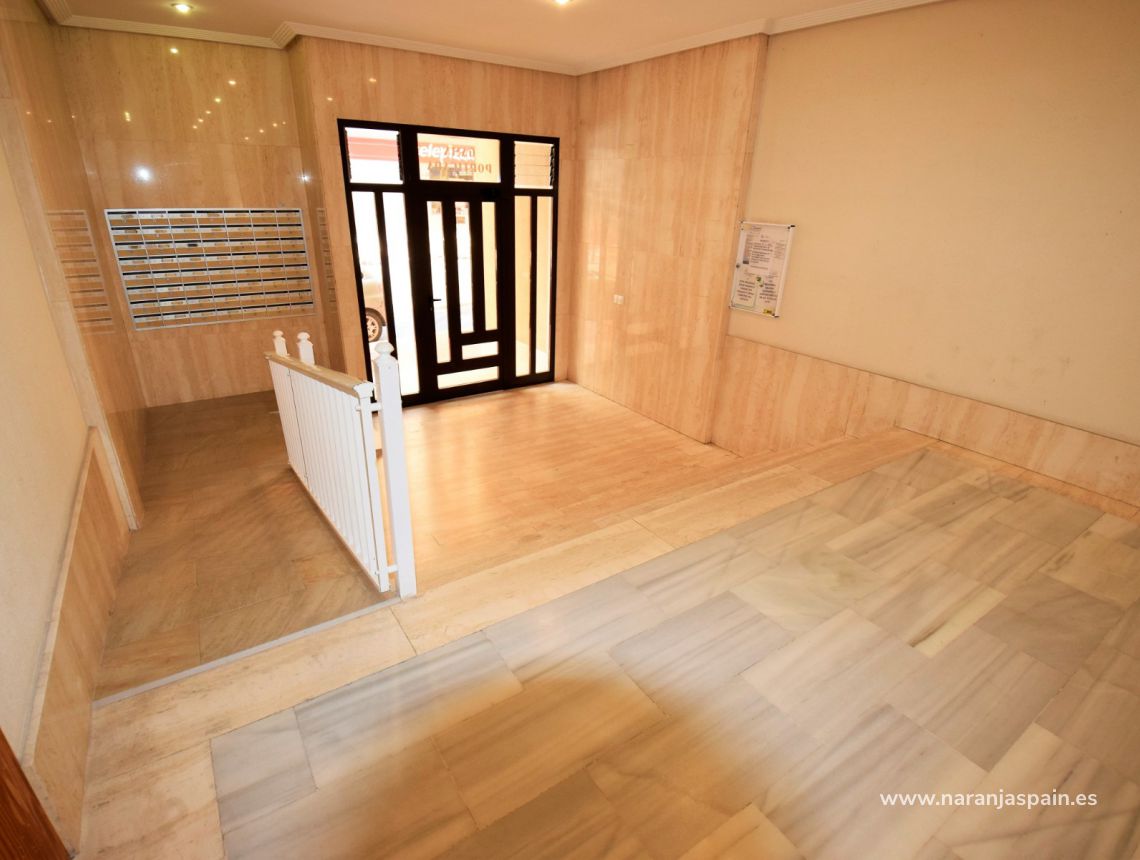 Sprzedaż - Apartament - Guardamar del Segura - Plaza Porticada