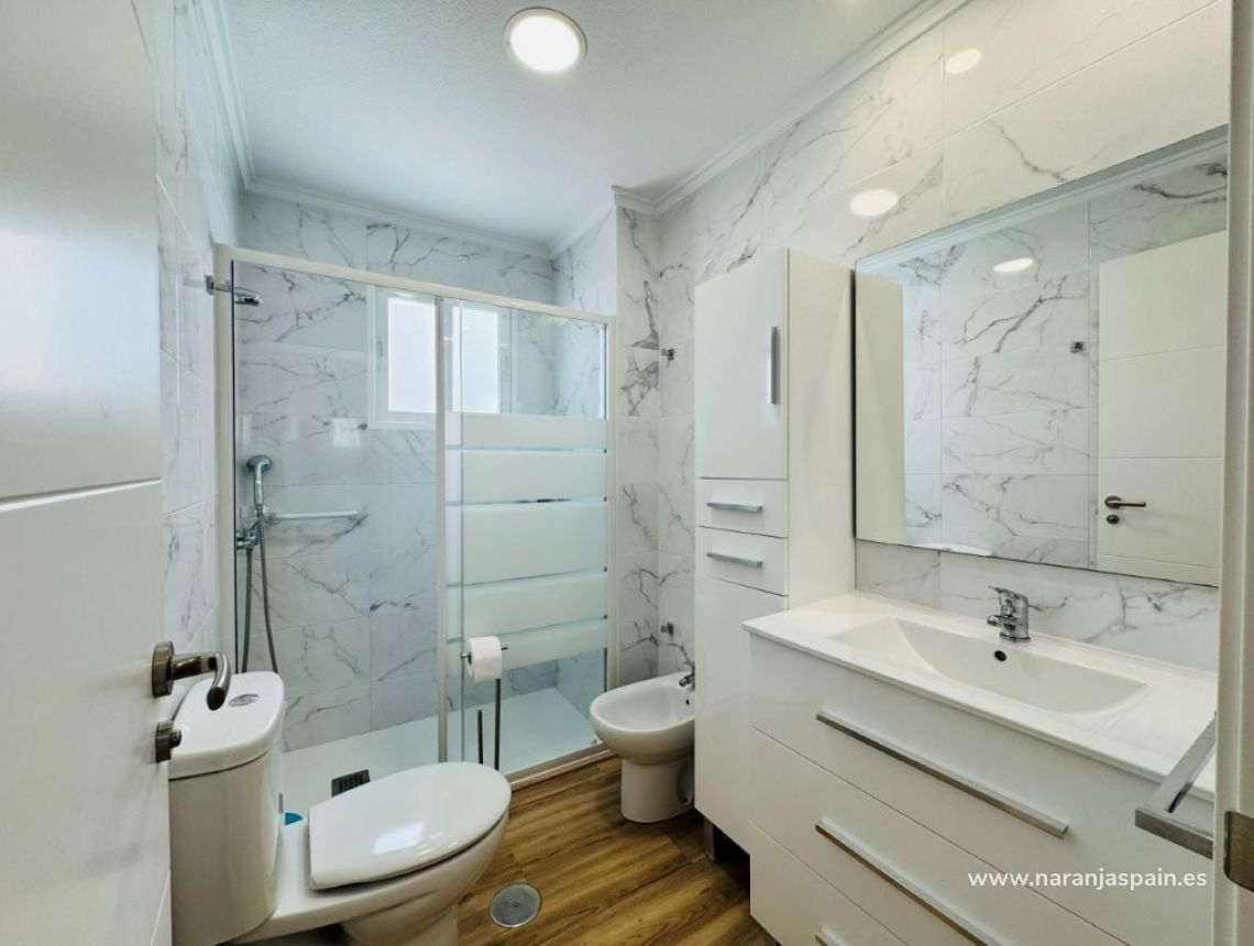 Sprzedaż - Apartament - Guardamar del Segura - Pueblo
