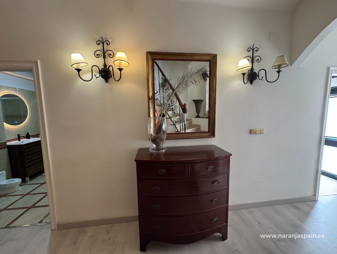 Sprzedaż - Apartament - Guardamar del Segura - Pueblo