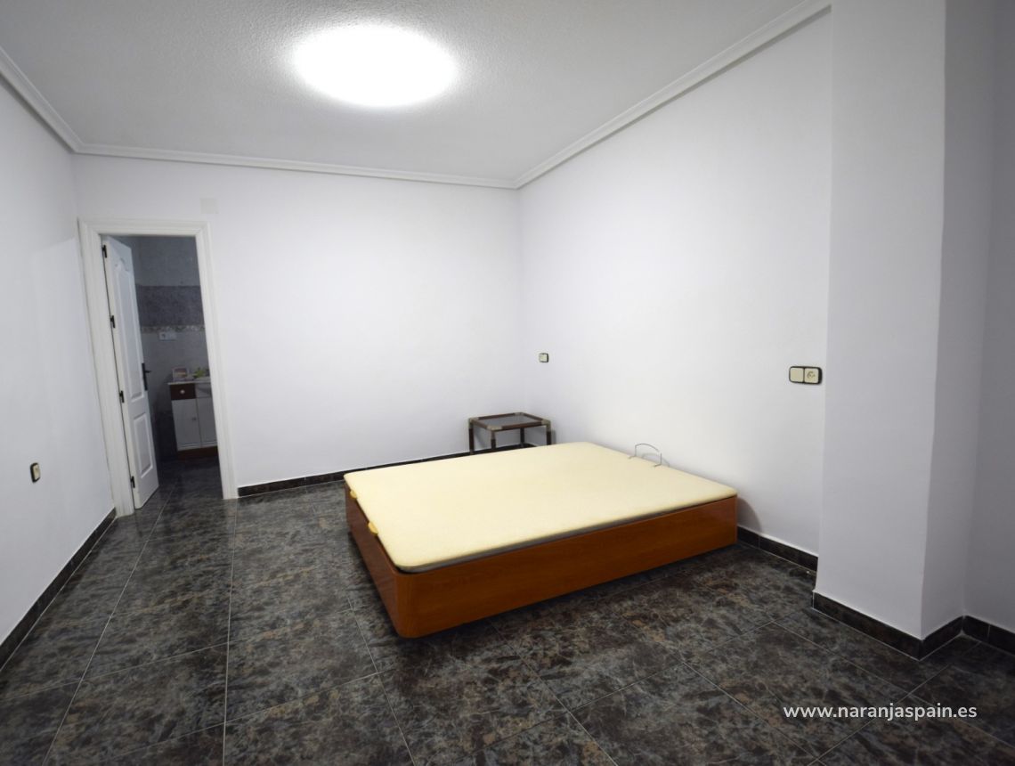 Sprzedaż - Apartament - Guardamar del Segura - Pueblo