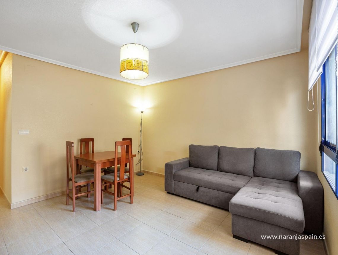 Sprzedaż - Apartament - Guardamar del Segura - Pueblo