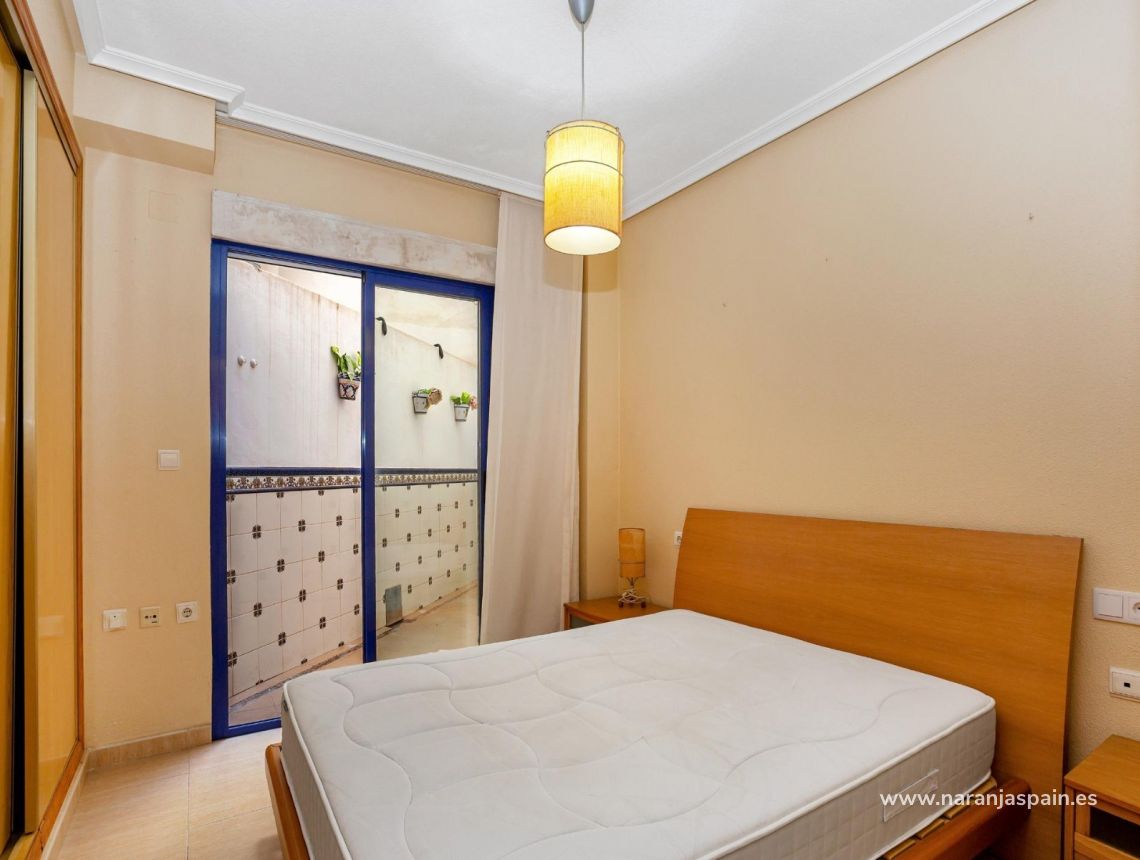 Sprzedaż - Apartament - Guardamar del Segura - Pueblo