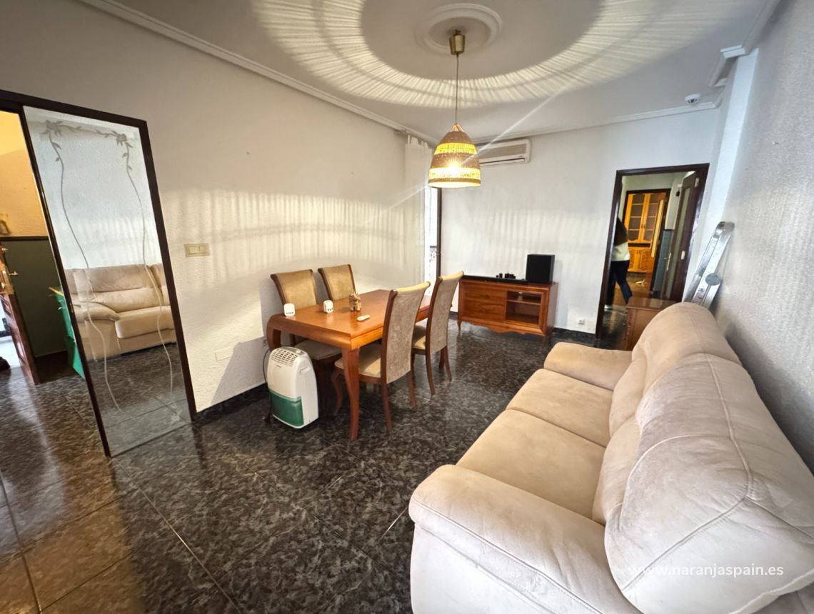 Sprzedaż - Apartament - Guardamar del Segura - Town Guardamar