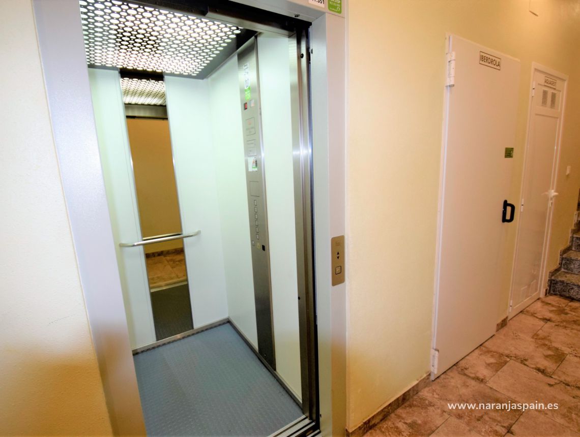 Sprzedaż - Apartament - Guardamar del Segura - Town Guardamar