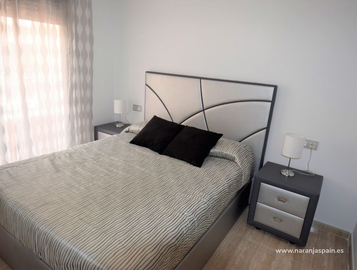 Sprzedaż - Apartament - Guardamar del Segura - Town Guardamar