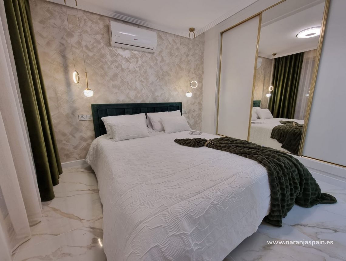 Sprzedaż - Apartament - Guardamar del Segura - Town Guardamar