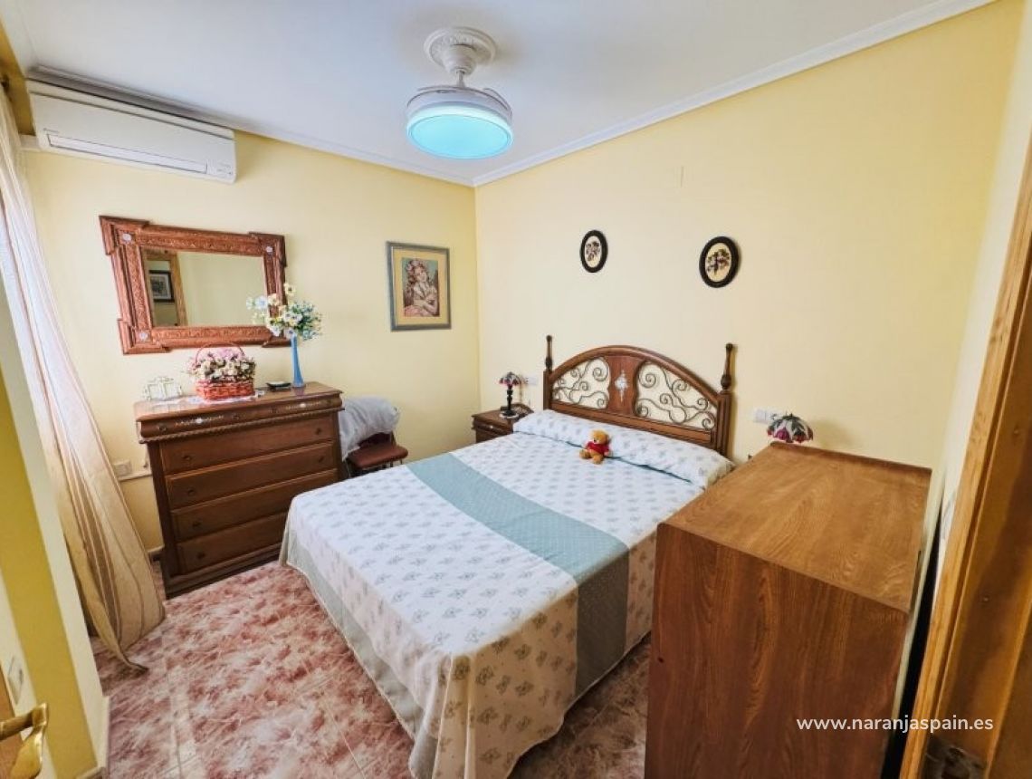 Sprzedaż - Apartament - La Mata, Torrevieja - La Mata