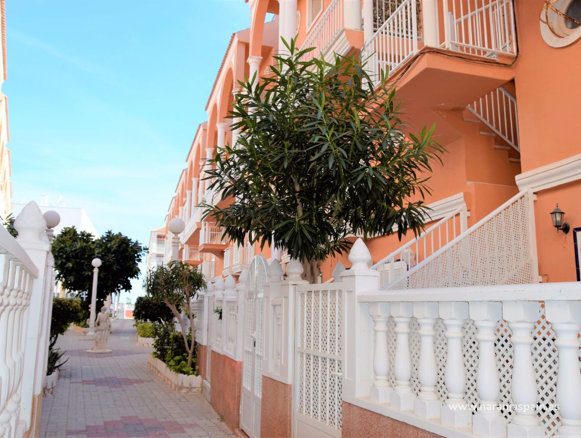 Sprzedaż - Apartament - La Mata, Torrevieja - La Mata