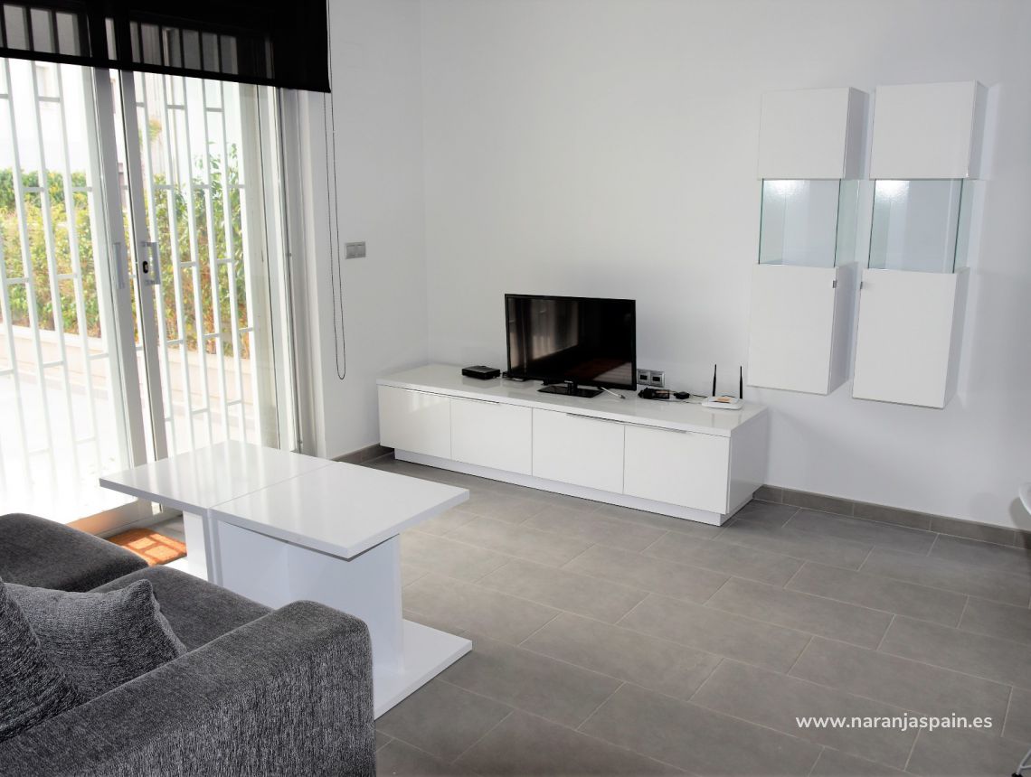 Sprzedaż - Apartament - La Mata, Torrevieja - La Mata