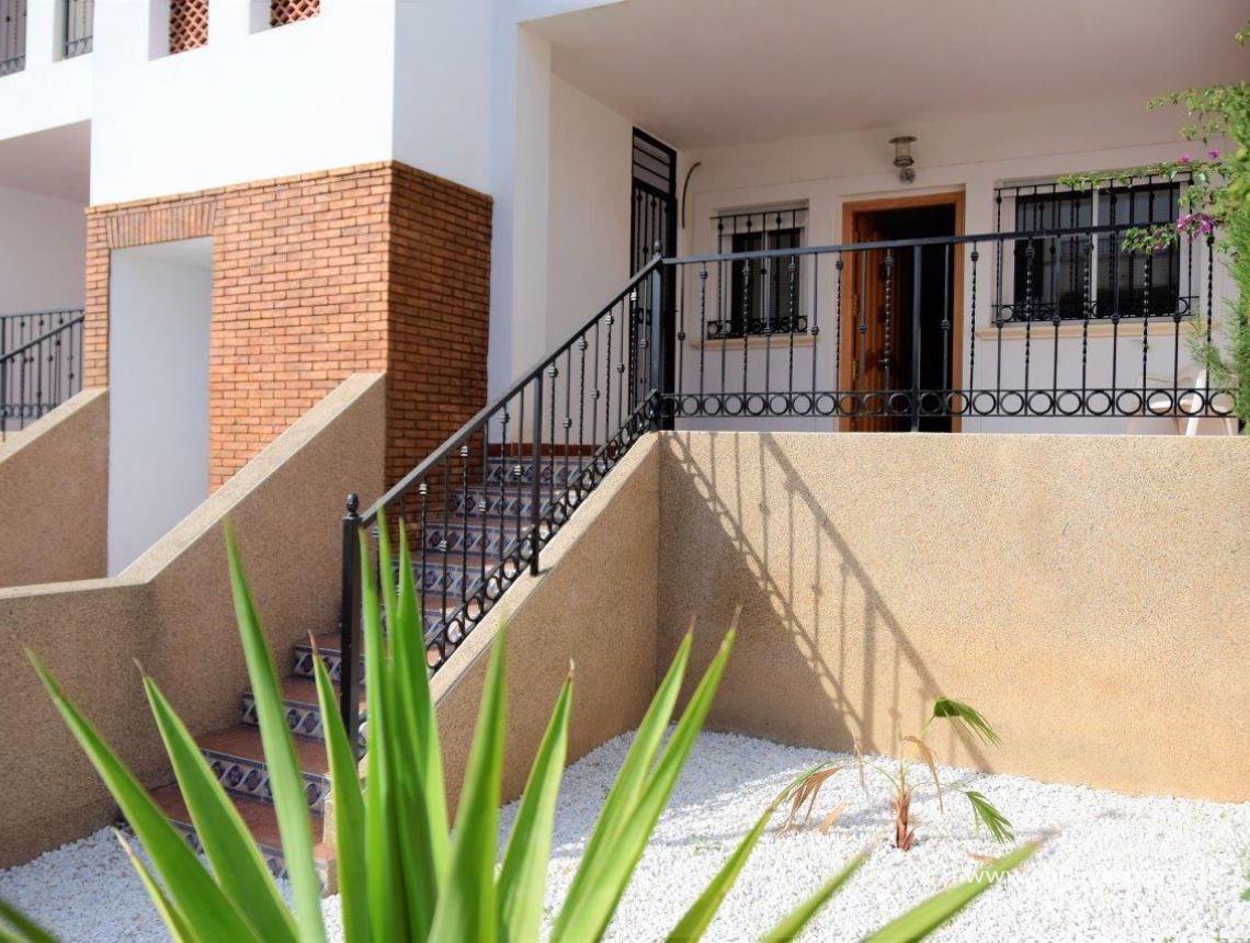 Sprzedaż - Apartament - Orihuela Coast - Punta Prima