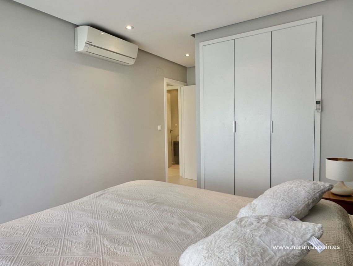 Sprzedaż - Apartament - Orihuela Costa - Villamartín