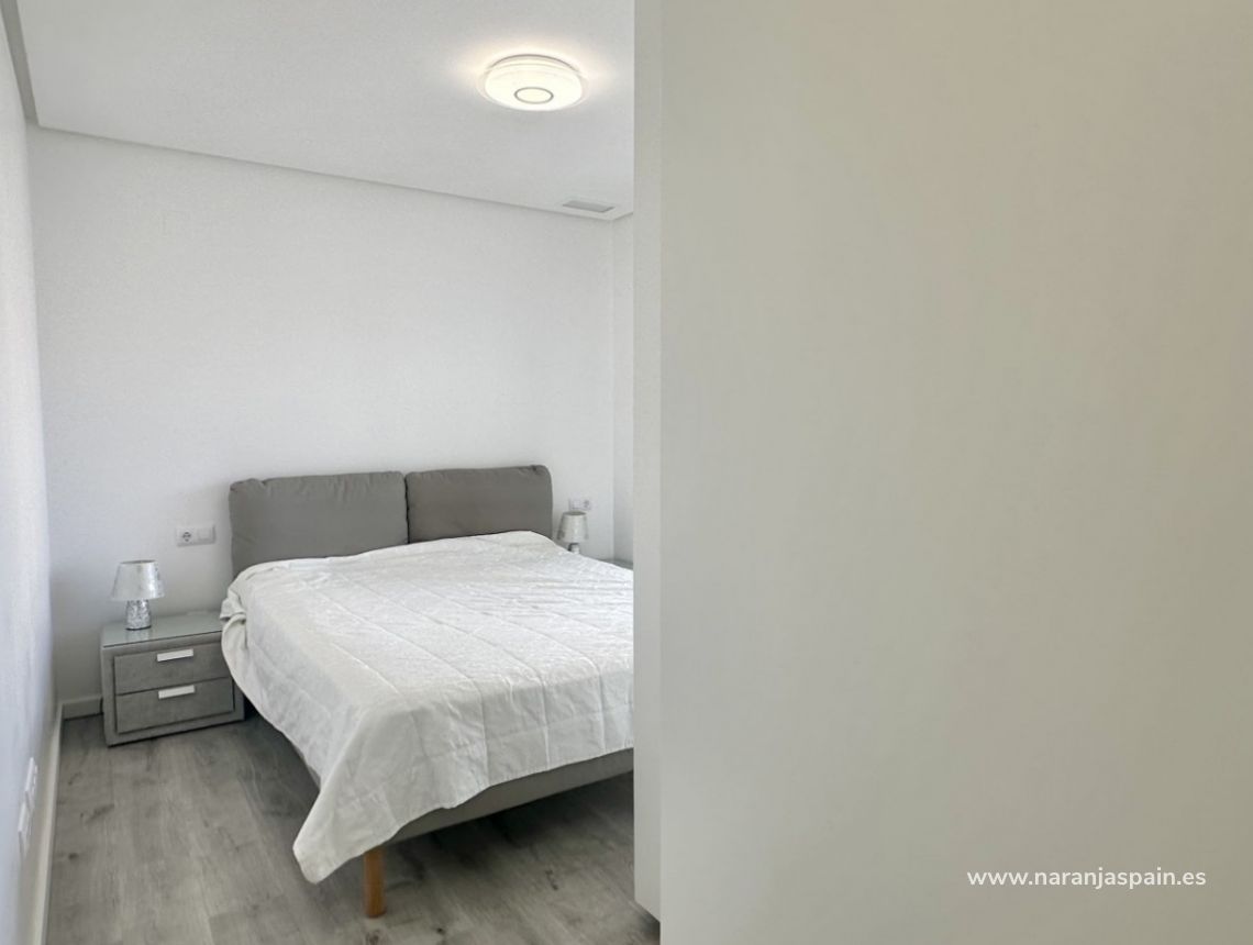 Sprzedaż - Apartament - Orihuela Costa - Villamartín