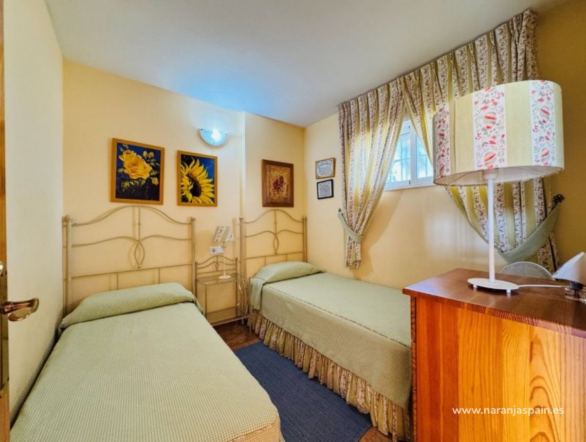 Sprzedaż - Apartament - Torrevieja - Aguas nuevas 1