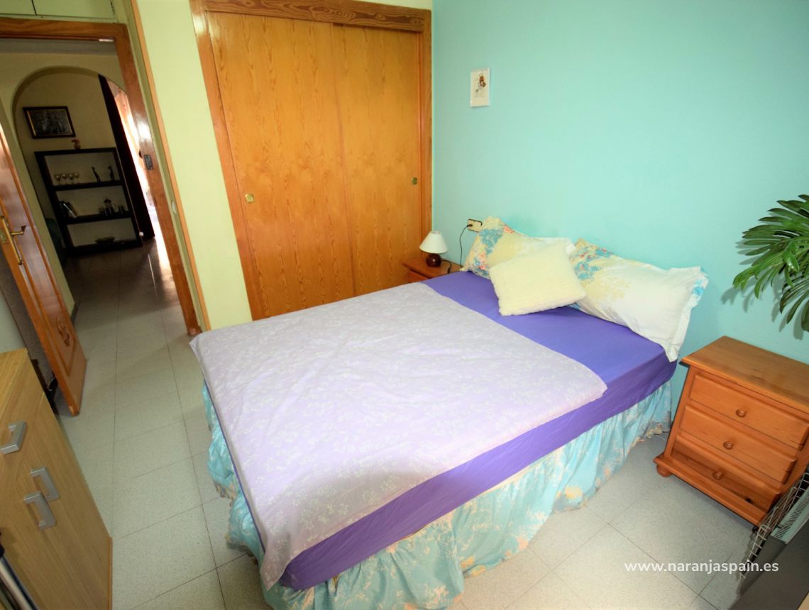 Sprzedaż - Apartament - Torrevieja - Beach Los Naufragos