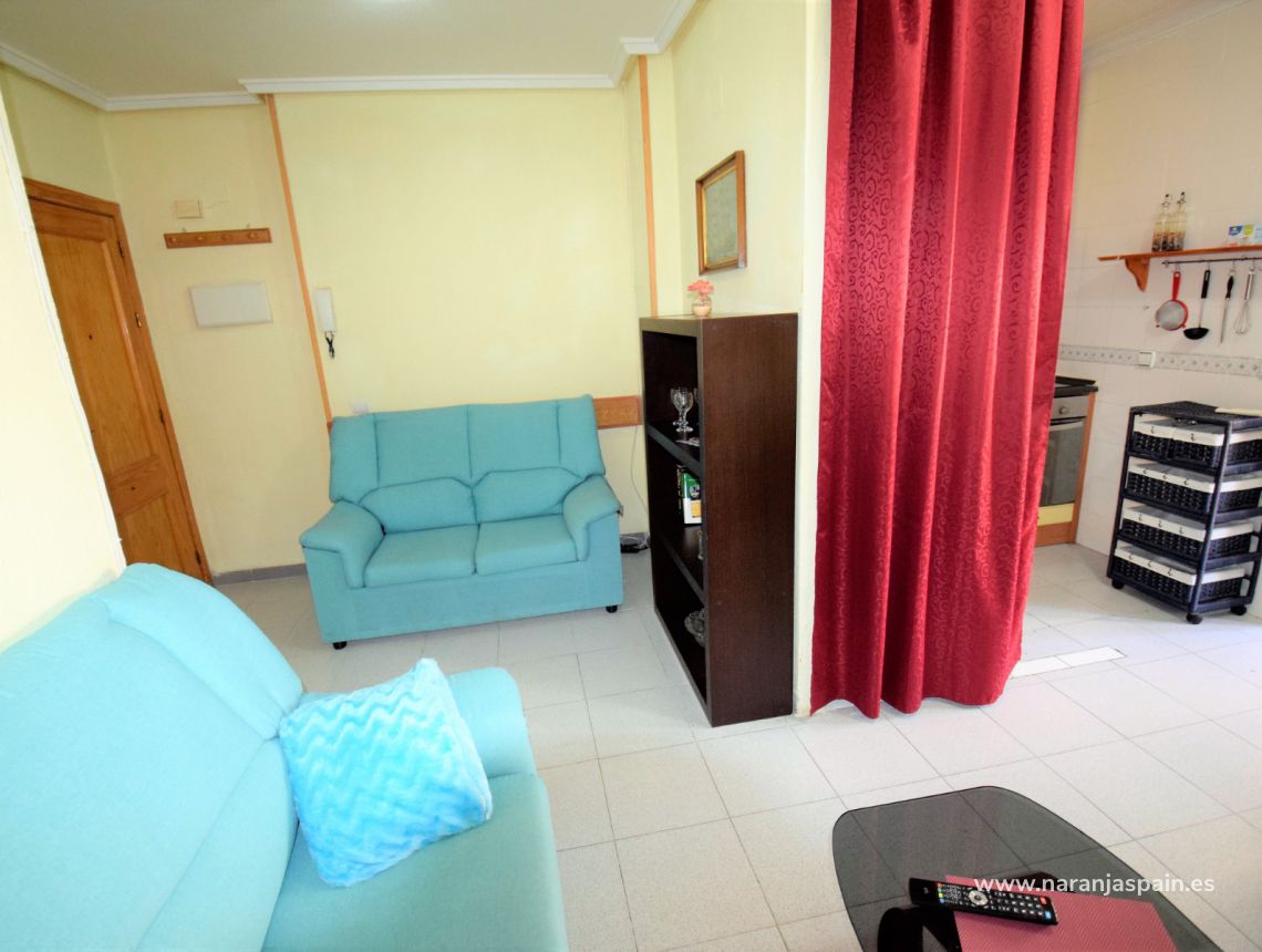 Sprzedaż - Apartament - Torrevieja - Beach Los Naufragos