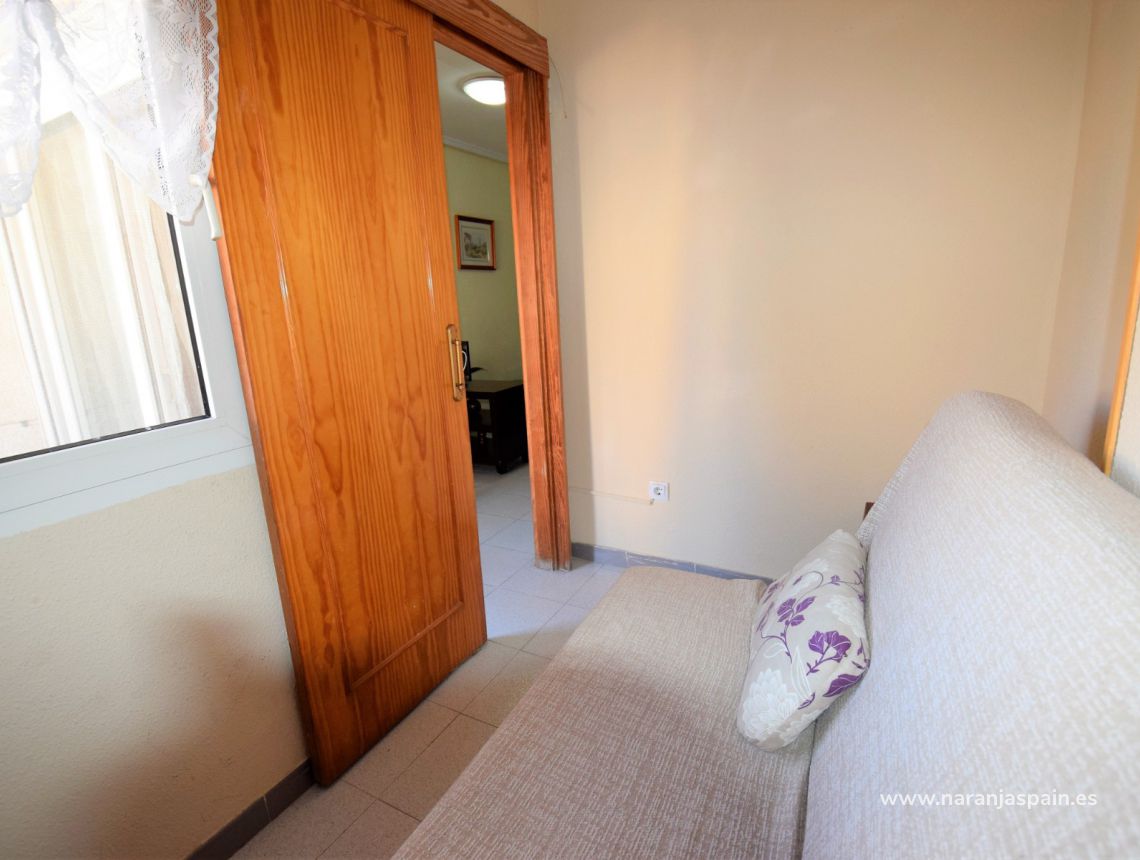 Sprzedaż - Apartament - Torrevieja - Beach Los Naufragos