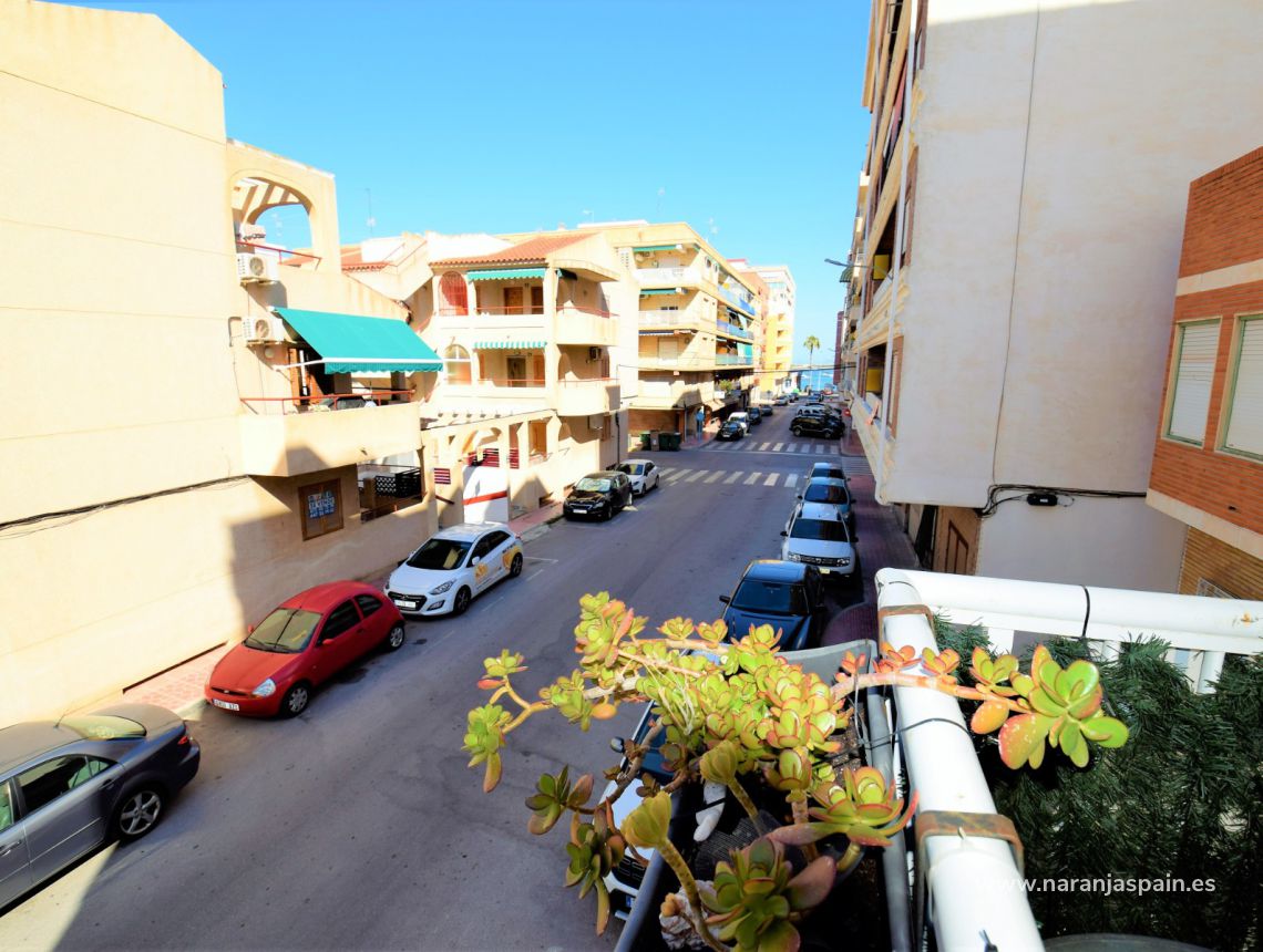 Sprzedaż - Apartament - Torrevieja - Beach Los Naufragos