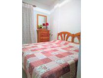 Sprzedaż - Apartament - Torrevieja - Beach Los Naufragos