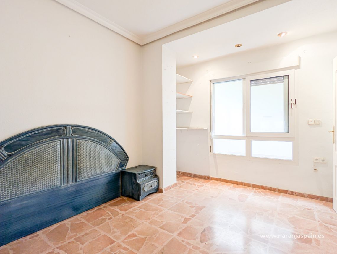 Sprzedaż - Apartament - Torrevieja - Center