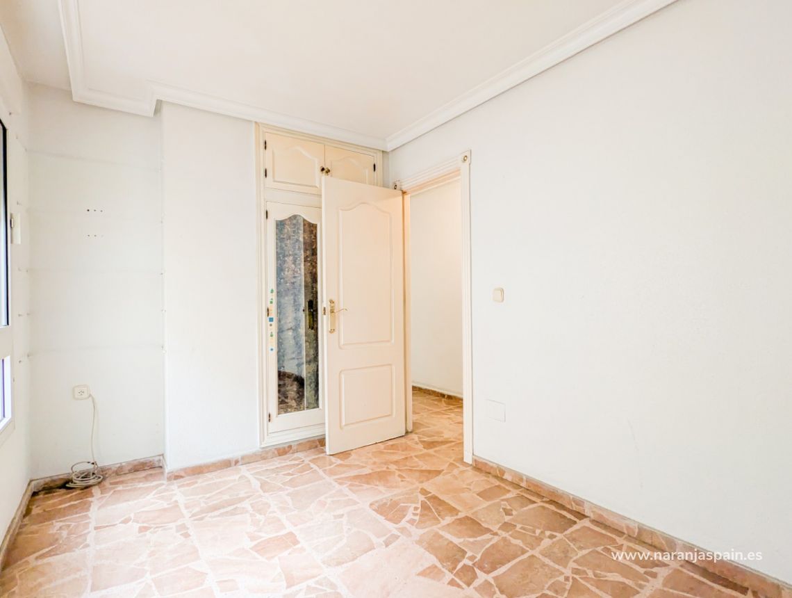 Sprzedaż - Apartament - Torrevieja - Center