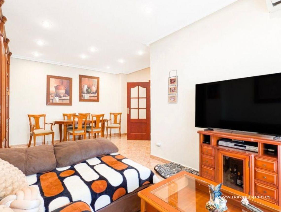 Sprzedaż - Apartament - Torrevieja - Centro