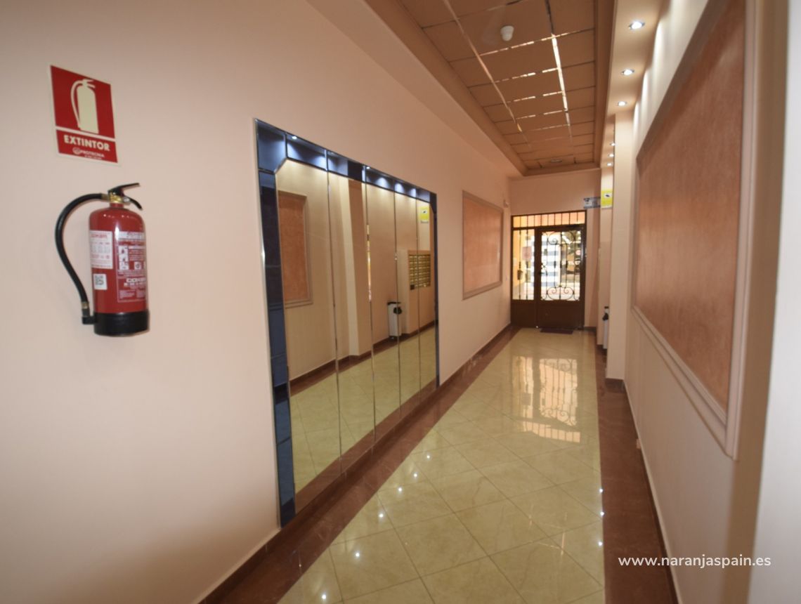 Sprzedaż - Apartament - Torrevieja - Centro