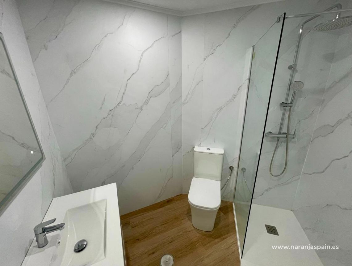 Sprzedaż - Apartament - Torrevieja - La Mata pueblo