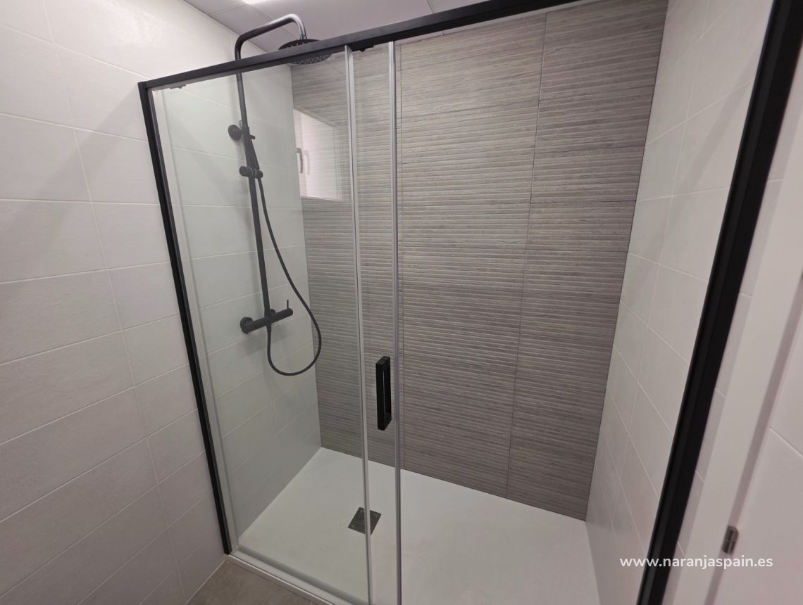 Sprzedaż - Apartament - Torrevieja - Puerto