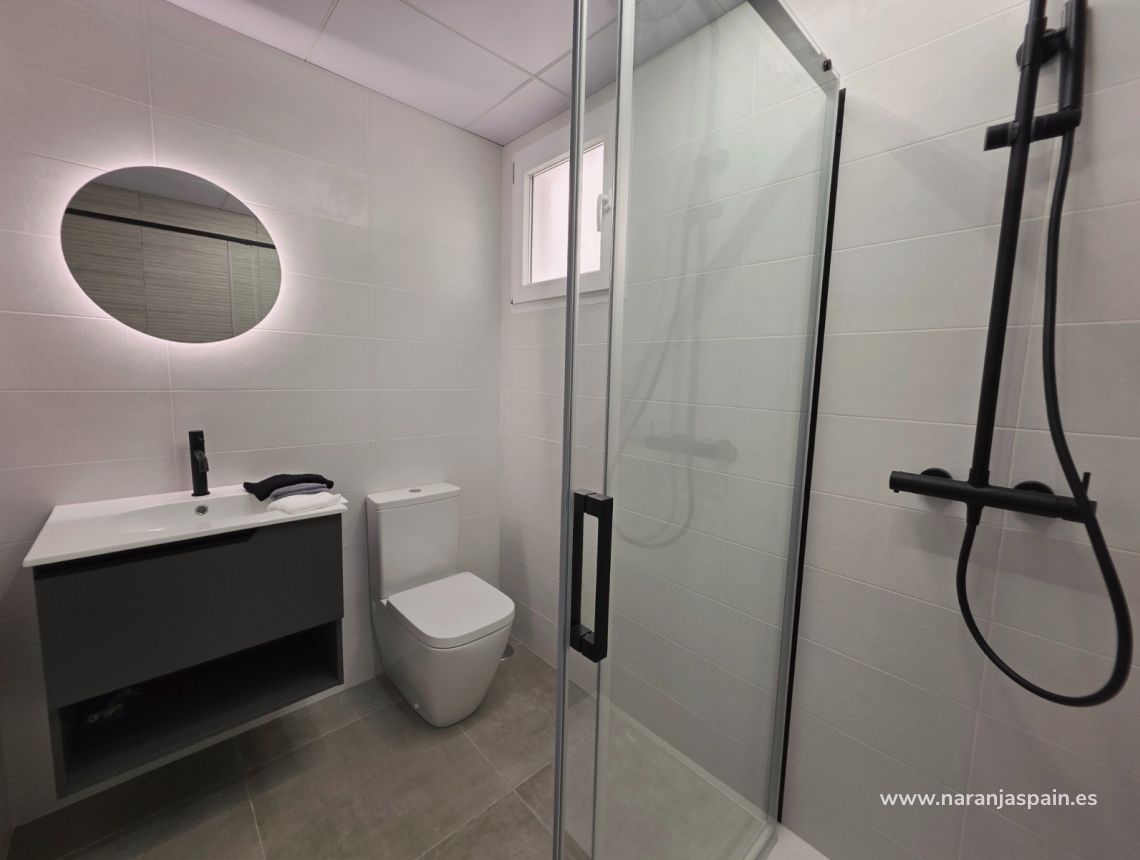 Sprzedaż - Apartament - Torrevieja - Puerto