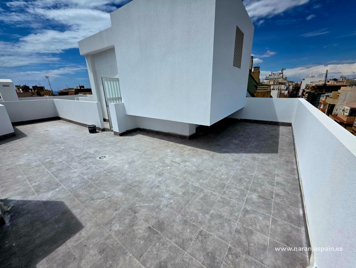 Sprzedaż - Apartament - Torrevieja - Puerto